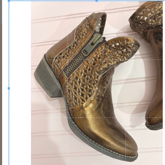 Corral Circle G Ankle Boots in Bronze Size 8 - Picture 2 of 5